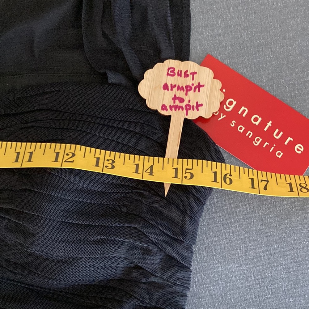 Signature by Sangira Blouse size 10 - Picture 6 of 8